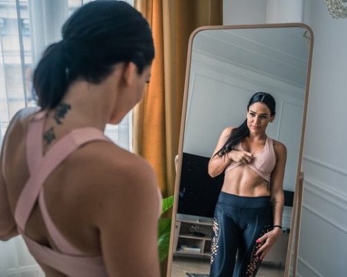 皮下脂肪が落ちない理由とは たった3ステップで皮下脂肪を撃退 Soelu ソエル Magazine 皮下脂肪が落ちない理由とは たった3ステップで皮下脂肪を撃退 Soelu ソエル Magazine